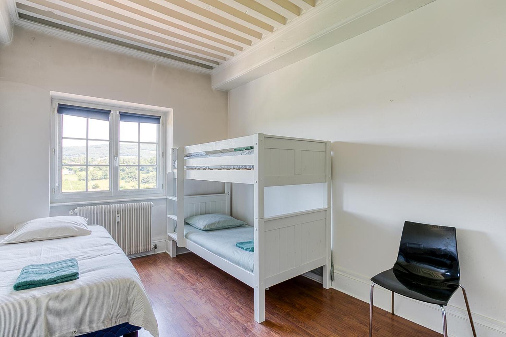 Sejourner Au Chateau De La Roue Grand Appartement Lissieu Exterior foto